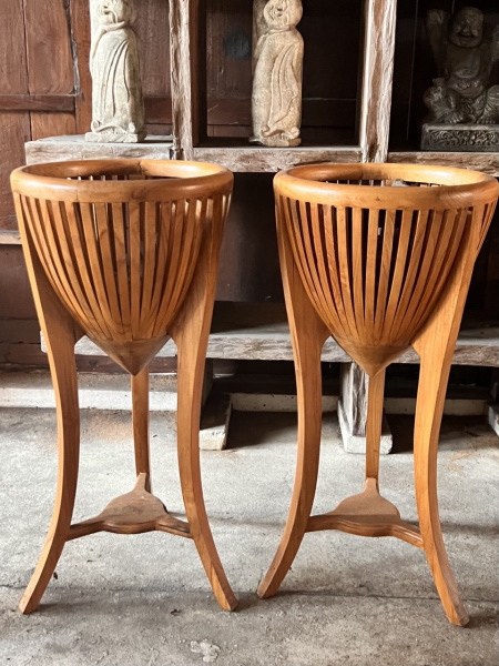 POT STAND, BOX 26, (L*W*H) 34*34*70cm., 4pcs.